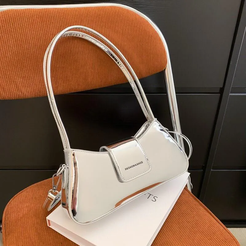 3022 METALLIC PURSE