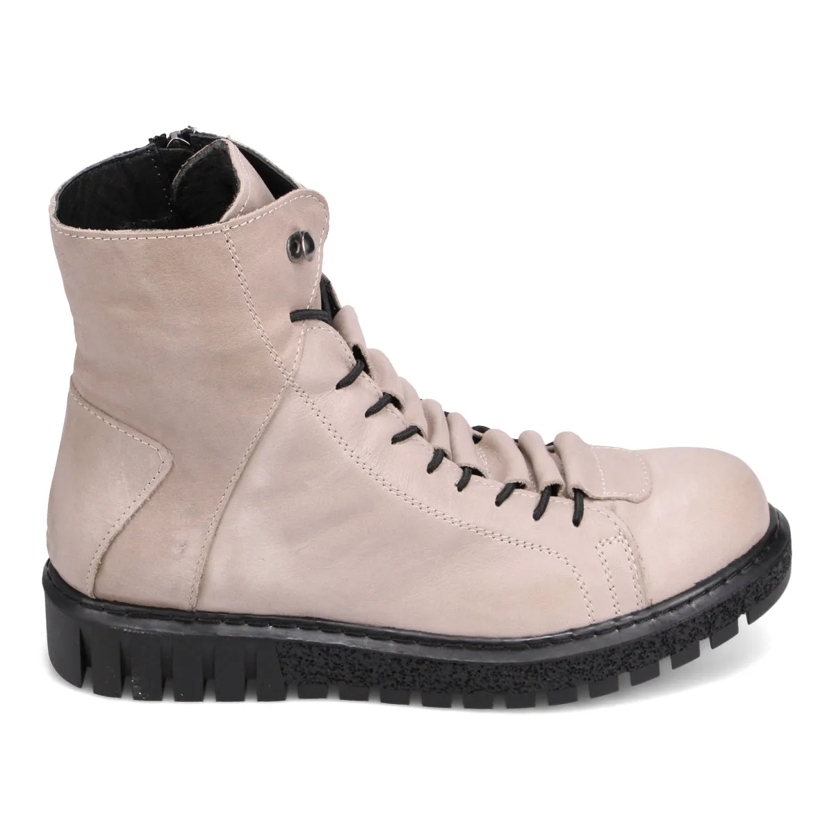 Buster Lace-Up Boot