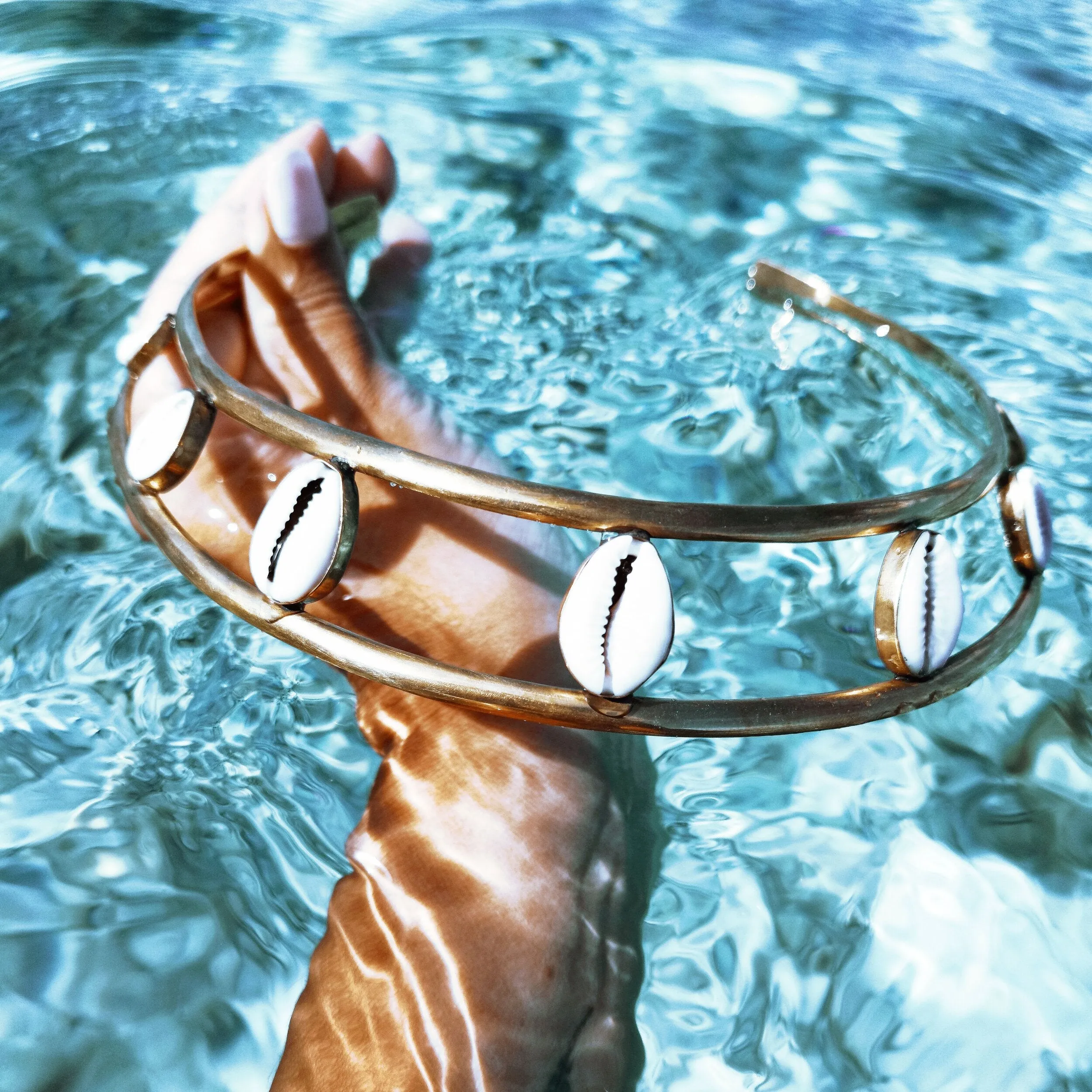 Calypso Collar