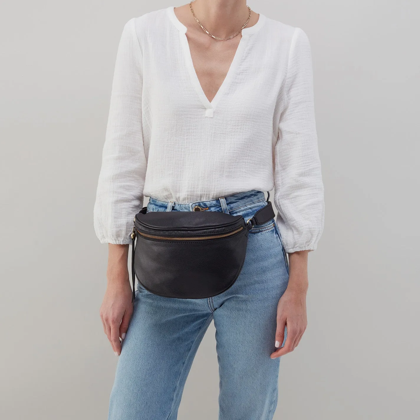Juno Belt Bag In Smooth Leather - Black