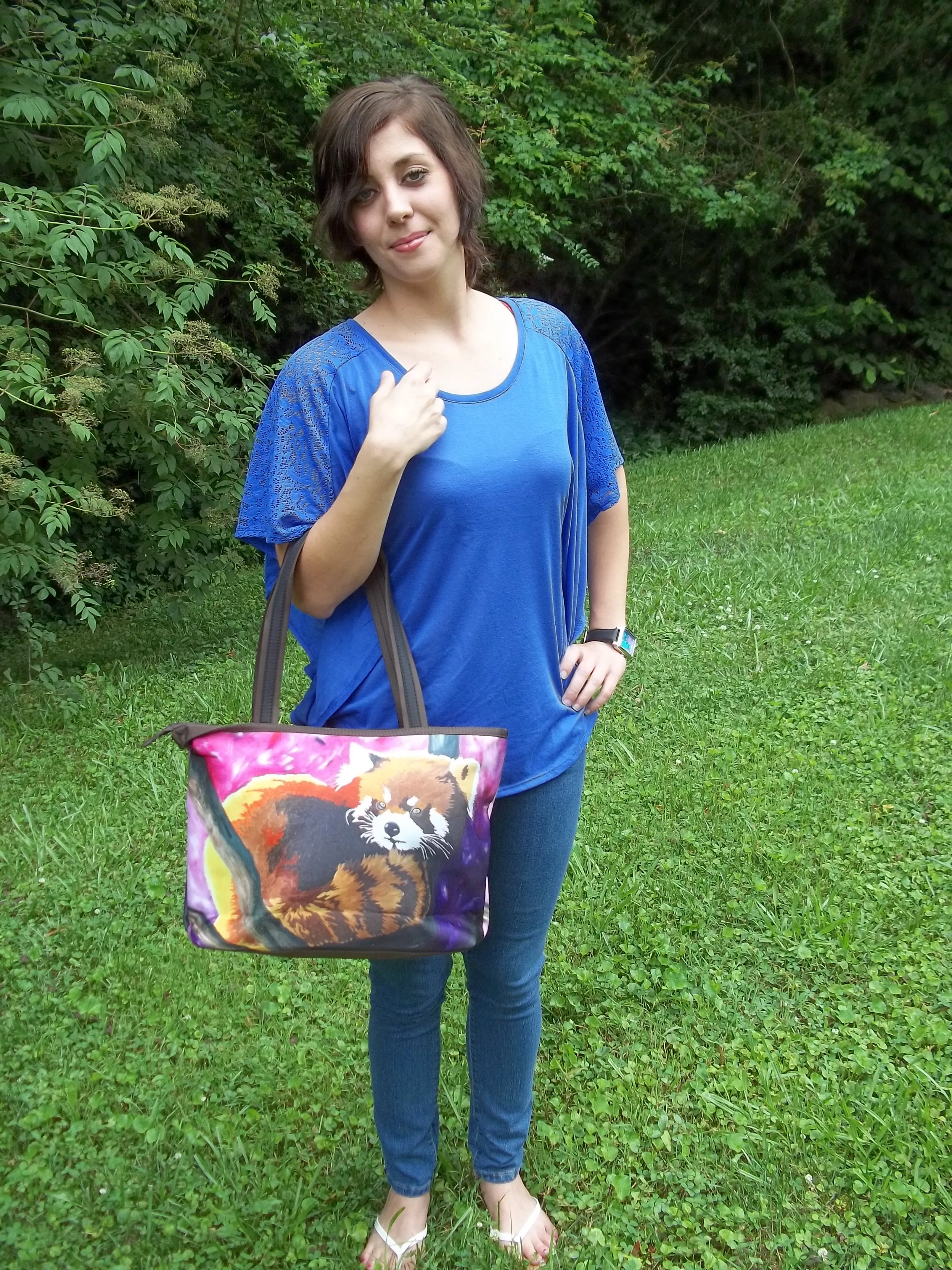 Lemur Purrfect Tote - Sassy Socialite