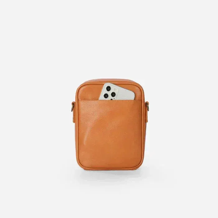 Mea | Elegant Crossbody Bag