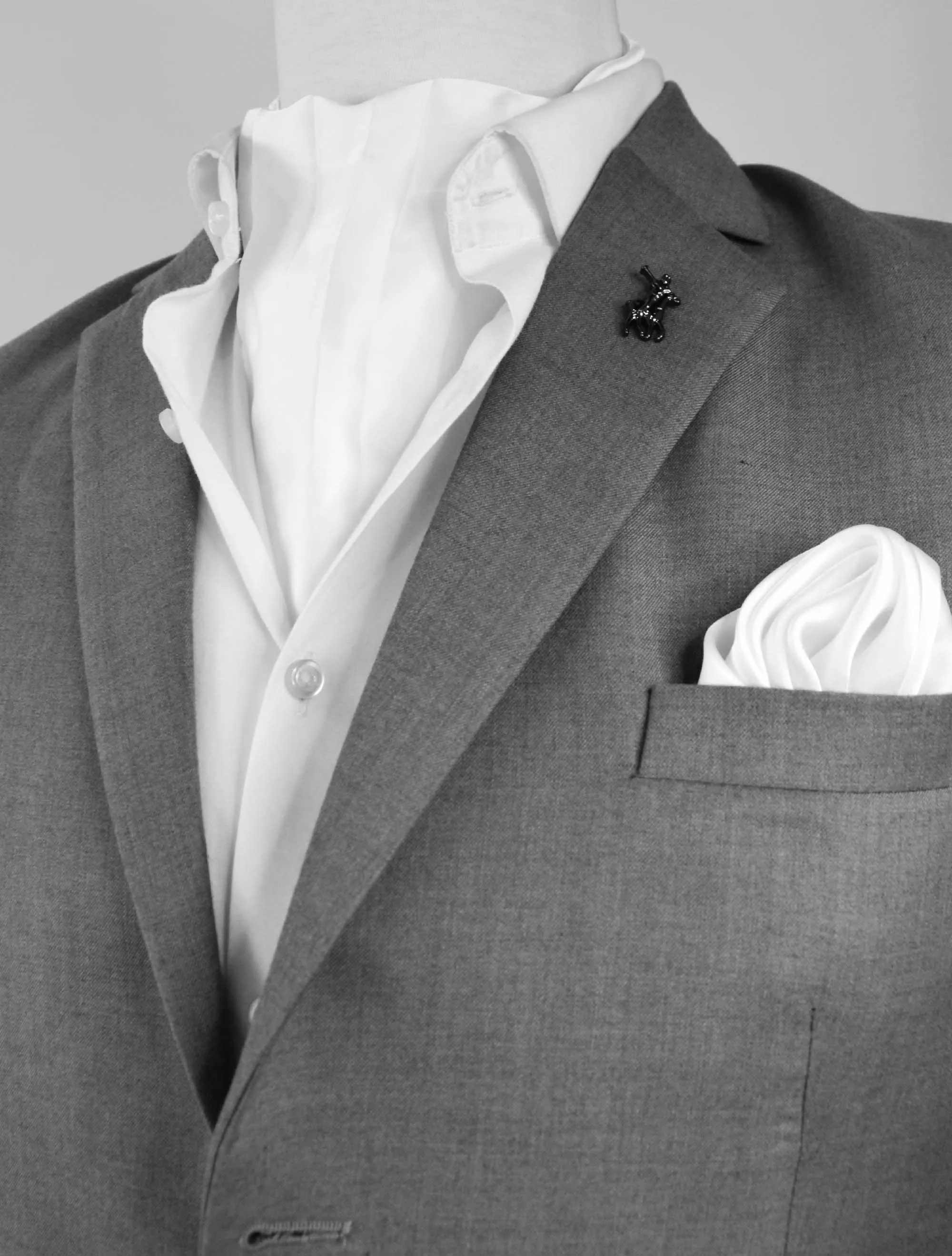 Pearl White Paradigm Silk Ascot Set