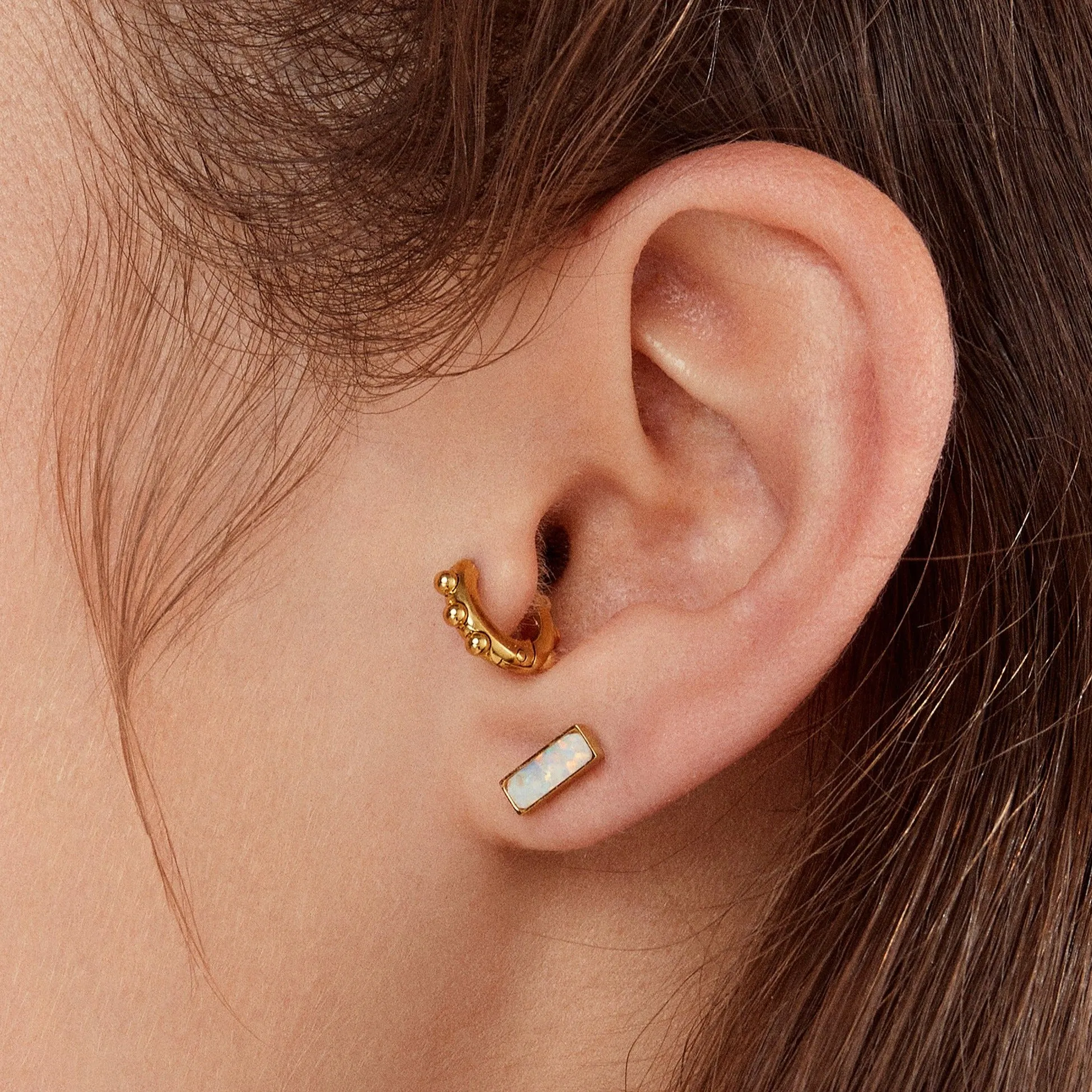 Single Mini Main Sail Huggie Hoop Earring