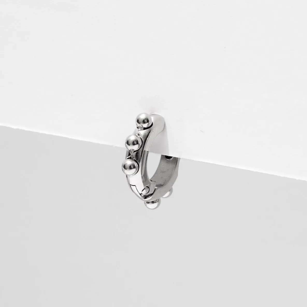 Single Mini Main Sail Huggie Hoop Earring