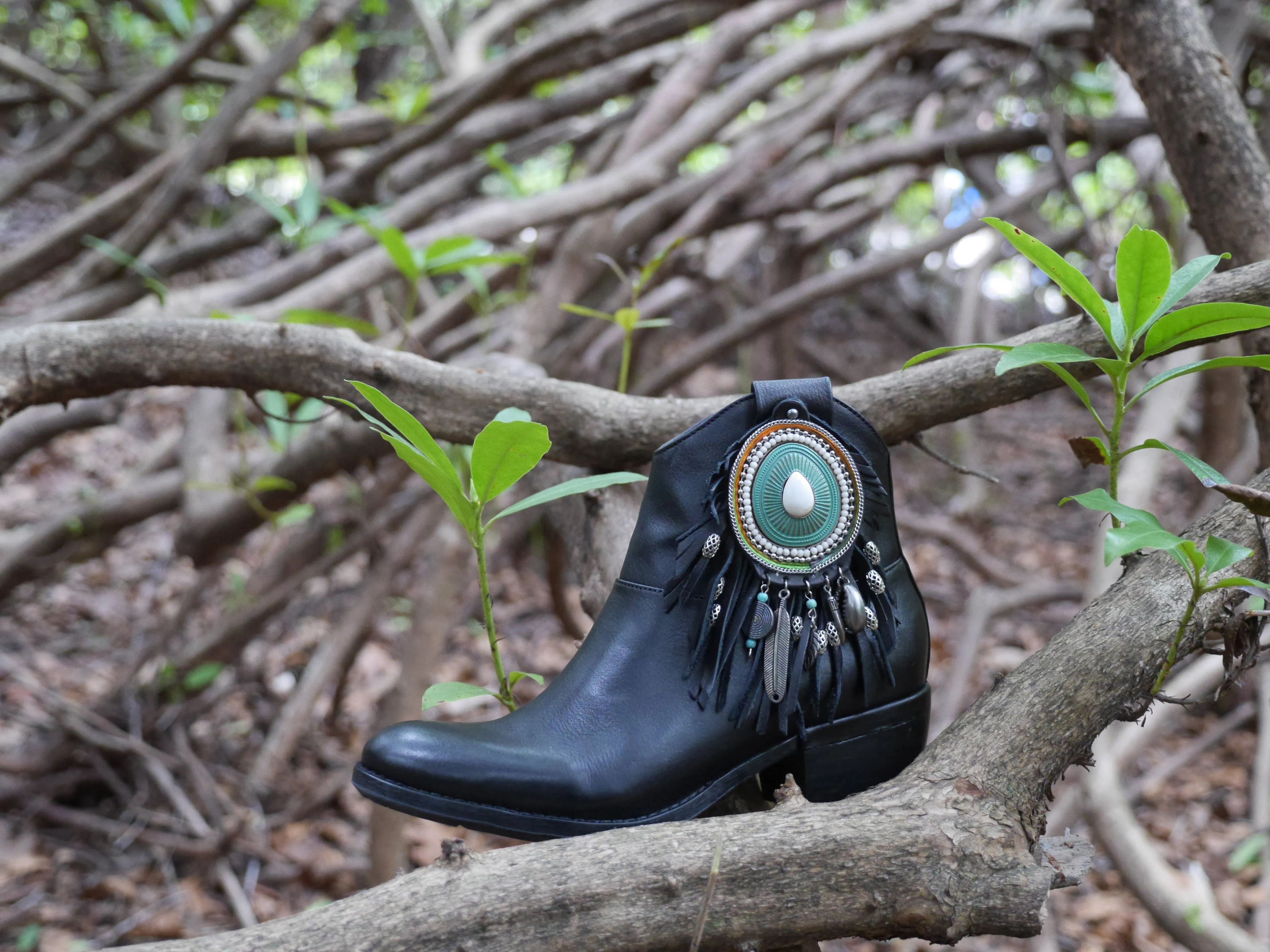 TO605 - Nero Bohemian