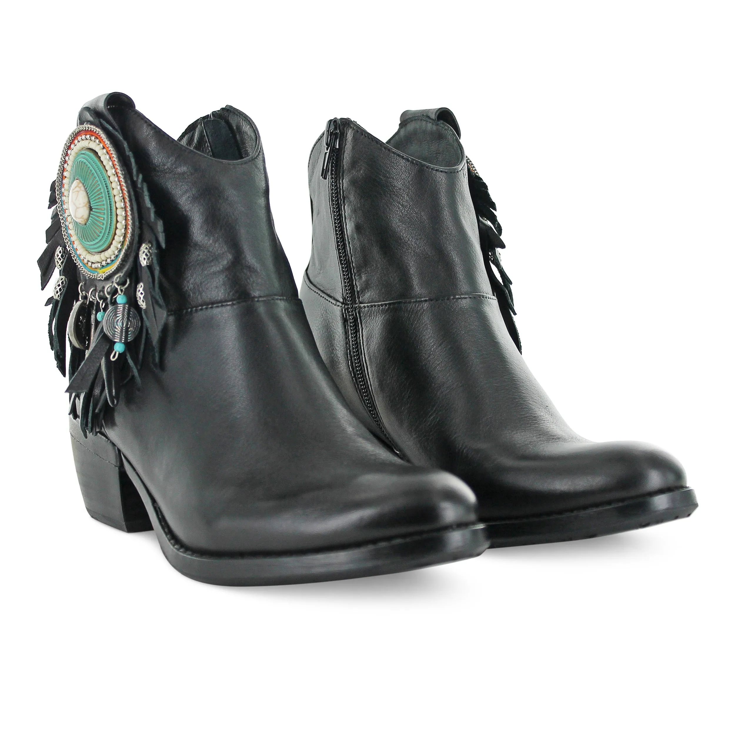 TO605 - Nero Bohemian