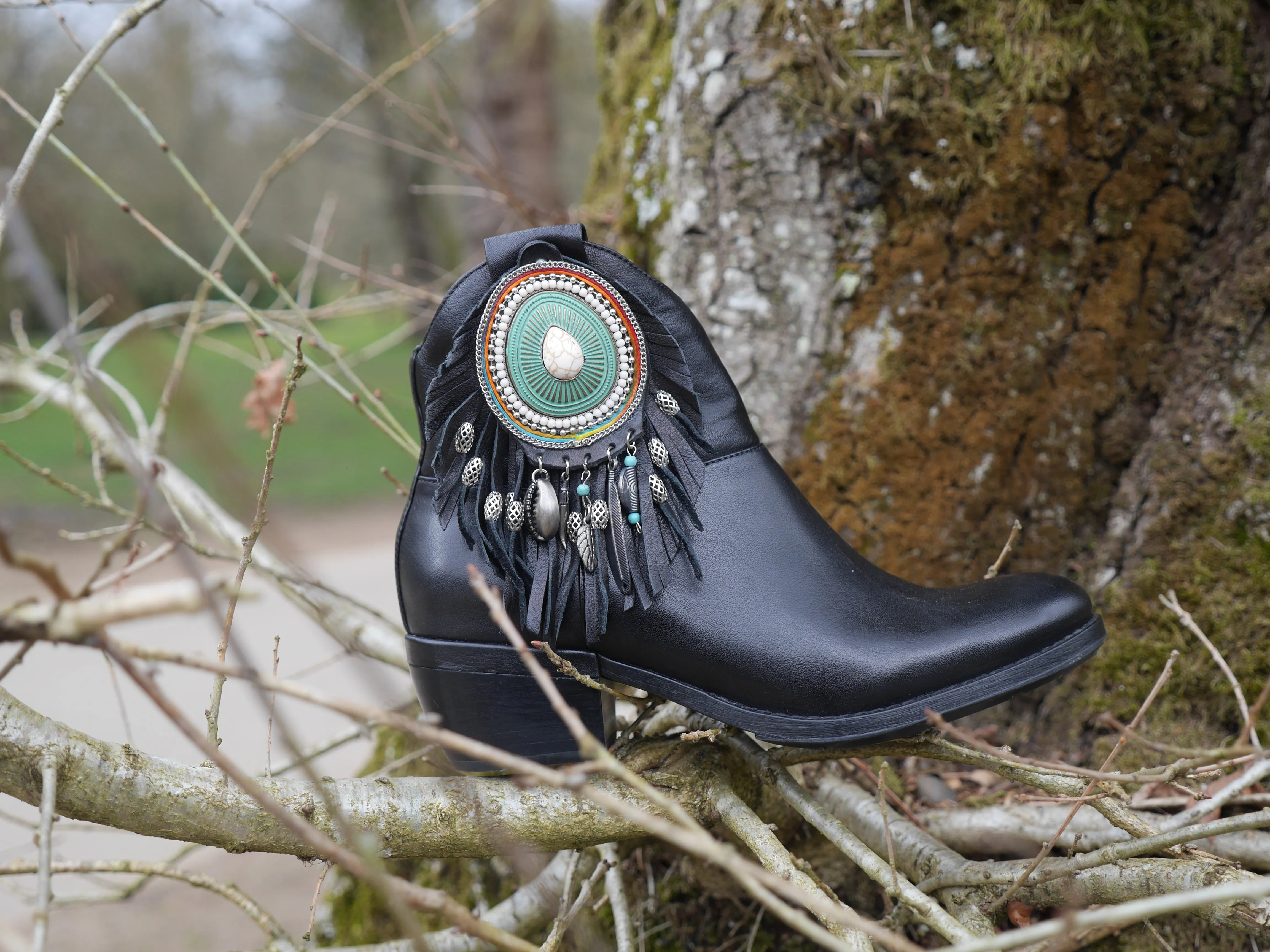 TO605 - Nero Bohemian